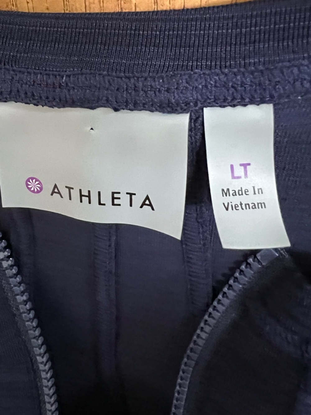 Athleta Performance 1/4 Zip - Picture 7 of 8